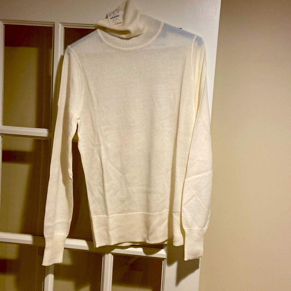 J.Crew Factory Ivory turtleneck sweater size Small